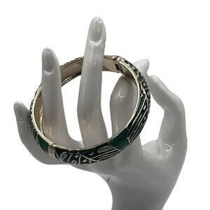 Sequin Nordstrom Green Gold Tone Statement Enamel Bangle Claw Bracelet NWOT #81